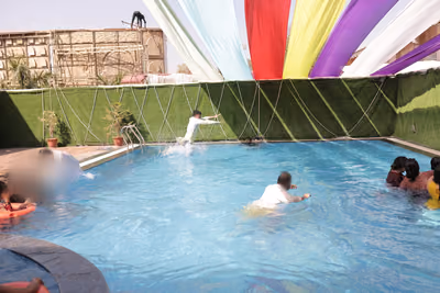 Pool Party photo 2